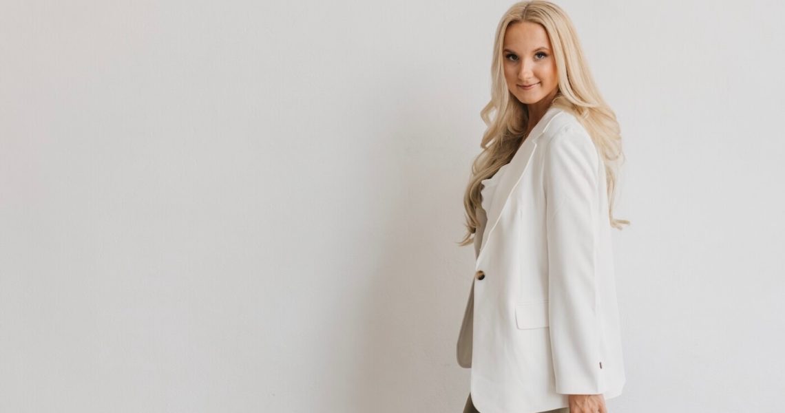 Výživa na Hrad_ Jasně, přinesu ji. Zatímco vám mávám z Indonésie 1